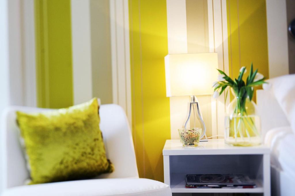 Garni Hotel Azur Liubliana Habitación foto