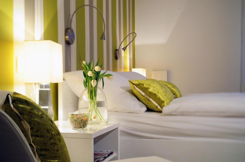 Garni Hotel Azur Liubliana Habitación foto
